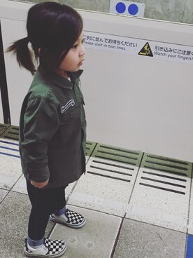「ロン毛」｜「アイテム（ジャケット/アウター）」を使った、ハルカさん（キッズ・100cm）の冬コーディネート