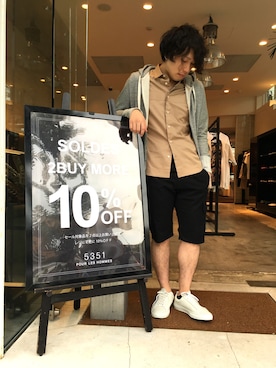 「buddy（バディ）のアイテム（シューズ）」を使った、宍戸さん（メンズ・173cm）の夏コーディネート