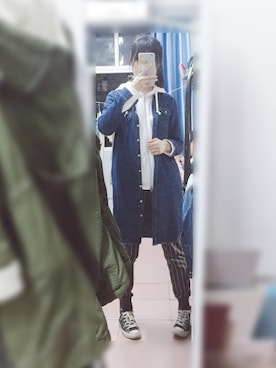 奇莫莉さんのコーディネート