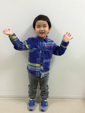 「BREEZE（ブリーズ）のアイテム（シャツ/ブラウス、ブルー系）」を使った、★miiikiii★さん（キッズ・100cm）の春コーディネート