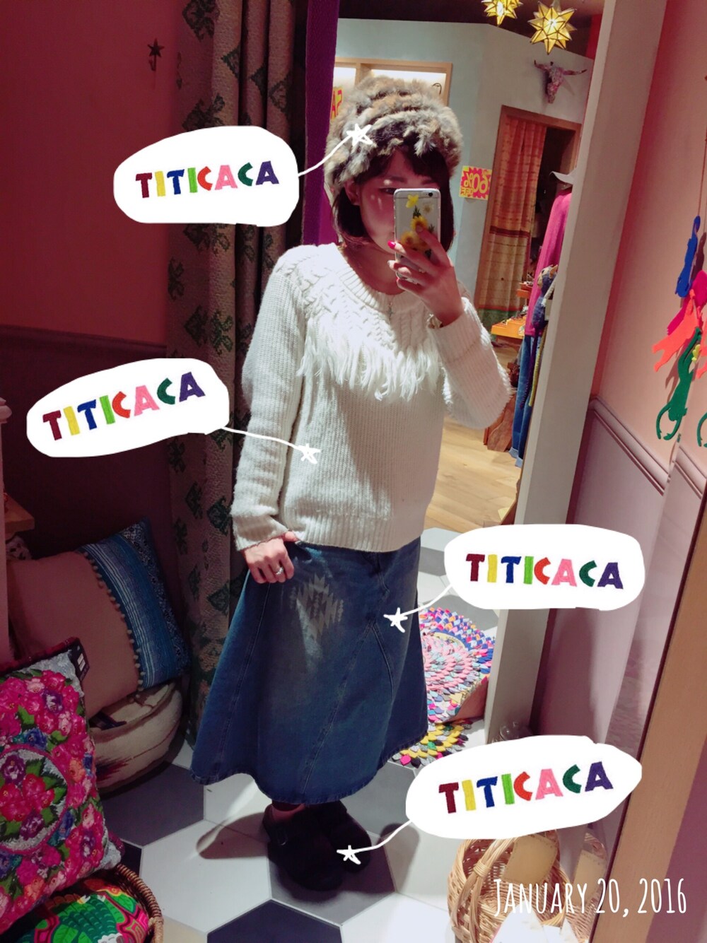 「チチカカ、エスニック、ethnic、白ニット、フリンジ、デニムスカート、ファー小物、ファー帽子、サンダル」｜「チチカカのアイテム（帽子、ブラウン系）」を使った、☺︎HALCA☺︎さん（レディース・152cm）の冬コーディネートの1枚目の写真
