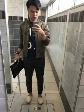 「UNITED ARROWS（ユナイテッドアローズ）のアイテム（ジャケット/アウター、グリーン系）」を使った、Asaさん（メンズ・181cm）の秋コーディネート