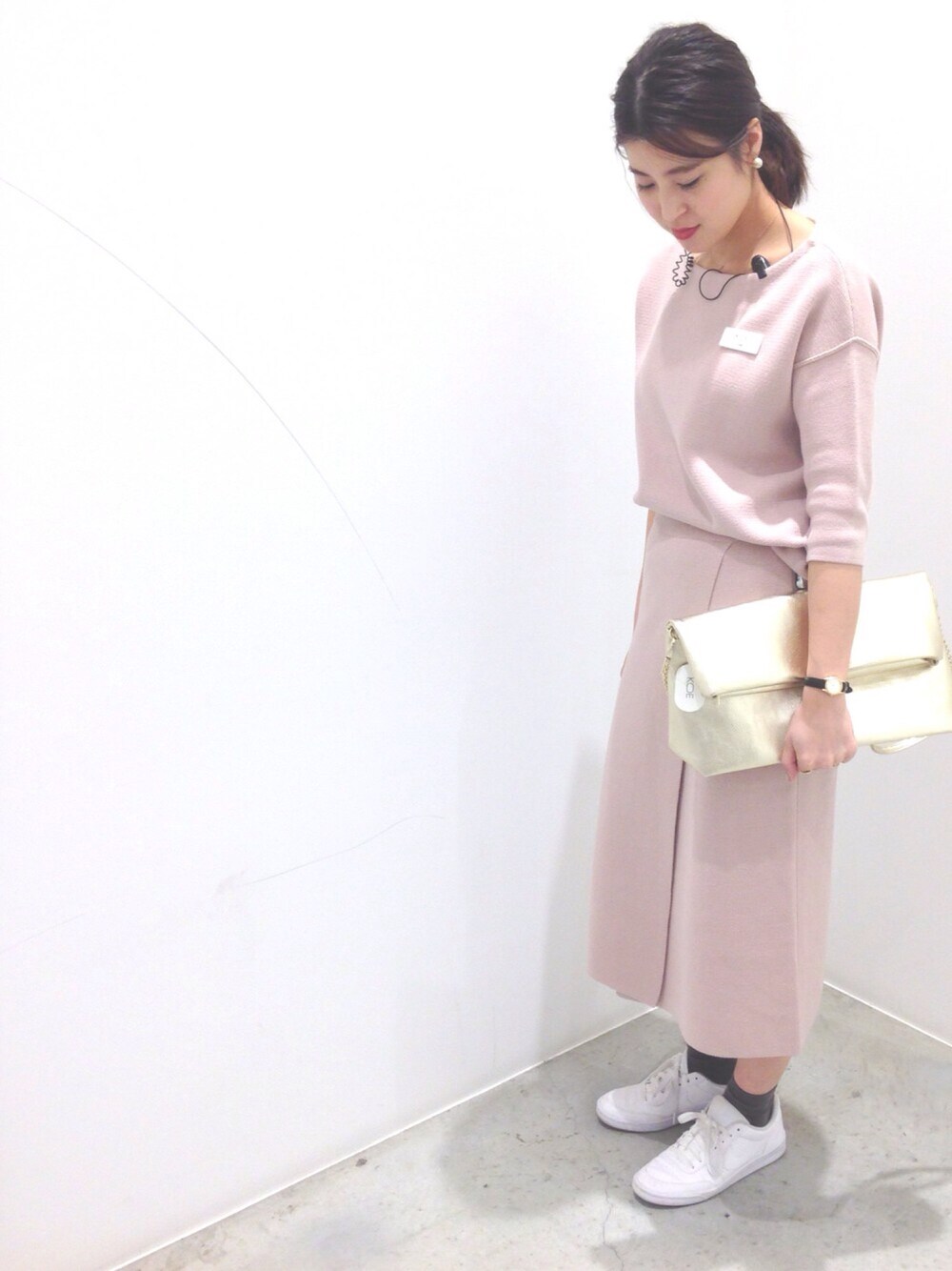 「セットアップ、春コーデ、2016SS、スニーカー、KOE、KOE岡山、岡山、pink、雑誌掲載、タイトスカート」｜「koeのアクリルスクエアポニー（ヘアゴム、ベージュ系）」を使った、伽織さん（レディース・167cm）の春コーディネートの1枚目の写真