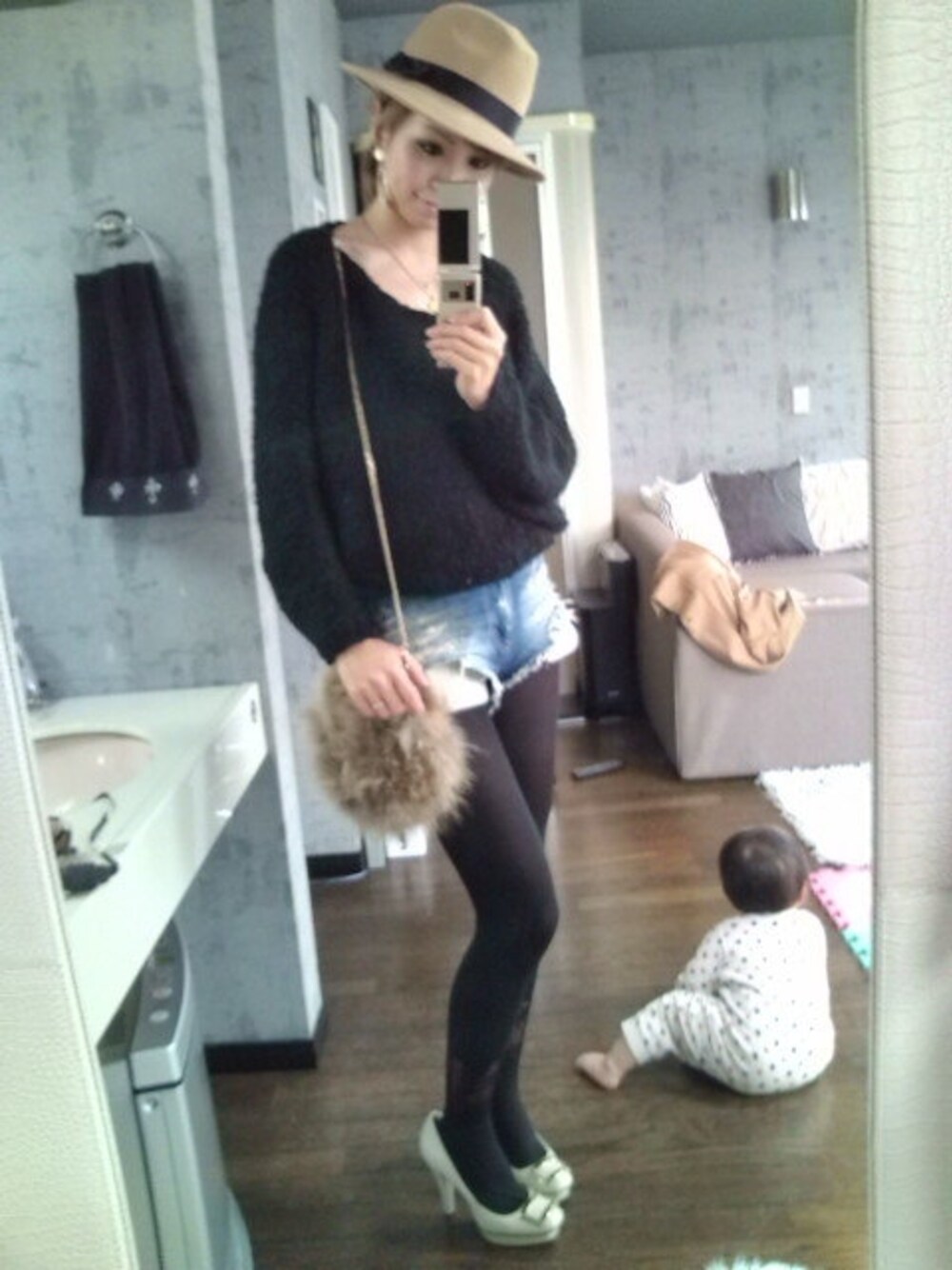 「MURUAのアイテム名不明（その他トップス）」を使った、amiさんの冬コーディネートの1枚目の写真