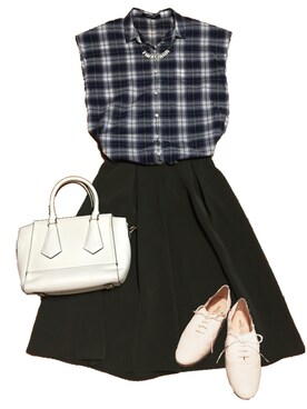 「bye bye（バイバイ）のアイテム（バッグ）」を使った、佐々木さきさん（レディース・170cm）の夏コーディネート