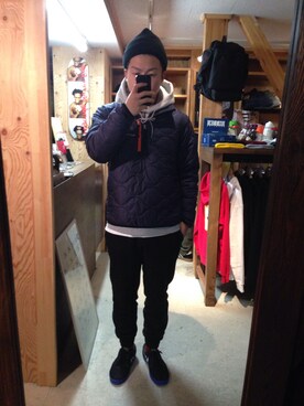 「TOMMY（トミー）のアイテム（アナログ腕時計）」を使った、しゅたさん（メンズ・170cm）の冬コーディネート