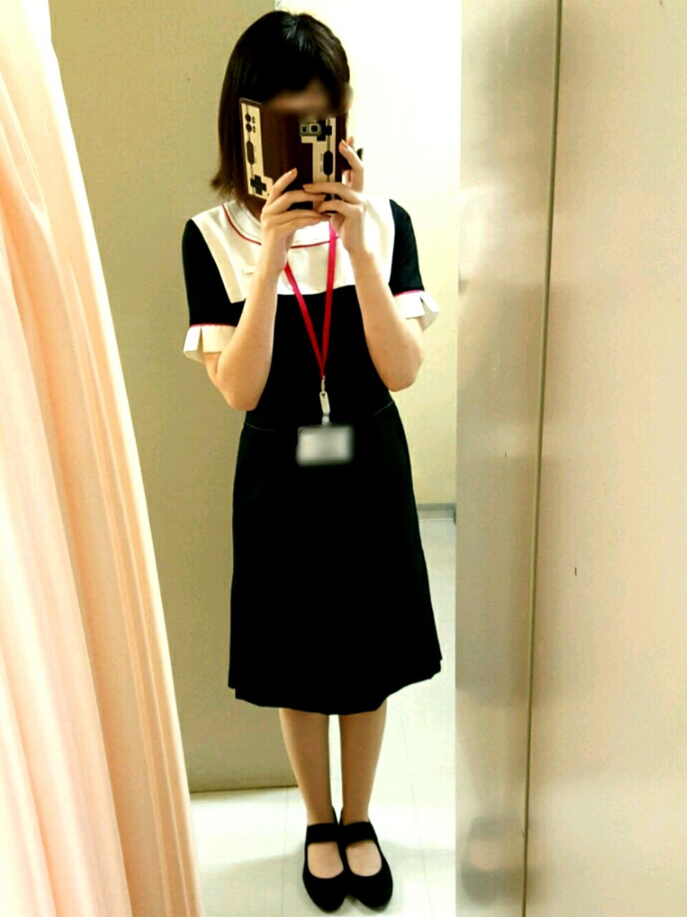 「オトナ女子、オフィススタイル、オフィス、オフィスコーデ、ABC-MART、nuovo、パンプス、制服、ワークスタイル、仕事着」｜「NUOVOのレディース NUOVO ヌオーヴォ FL GORE PPS 4.5 FL ゴア パンプス ヒール4.5ｃｍ NE30130 BLACK（パンプス、ブラック系）」を使った、は な す け さん（レディース・159cm）の秋コーディネートの1枚目の写真
