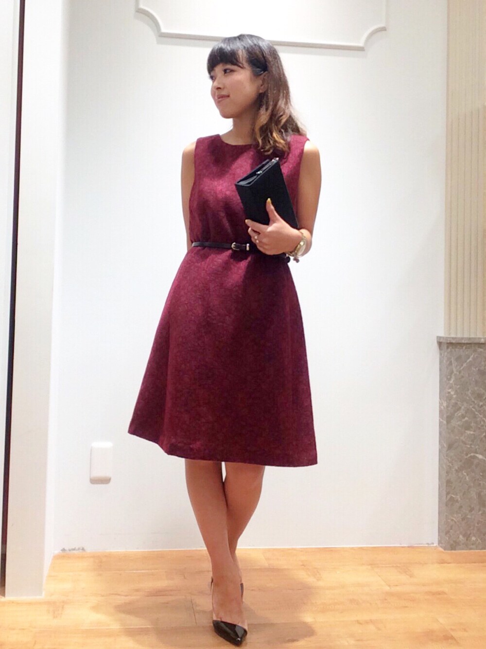 「ワンピース、クラッチバッグ、ボルドー、レース、秋色、パーティースタイル、結婚式、お出かけコーデ、ワインレッド、レースワンピース」｜「Soareakのﾚｰｽﾆｰﾄﾞﾙﾉｰｽﾘﾜﾝﾋﾟｰｽ（ワンピース、レッド系）」を使った、yukiさん（レディース・153cm）の秋コーディネートの1枚目の写真
