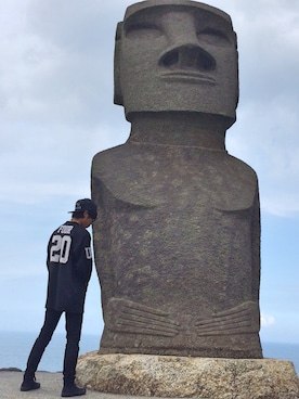 「UNIF（ユニフ）のアイテム（Tシャツ/カットソー）」を使った、maaamo.さん（メンズ・173cm）の冬コーディネート