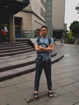 「TOPMAN（トップマン）のアイテム（サンダル）」を使った、Julian Taiさん（メンズ・174cm）の夏コーディネート