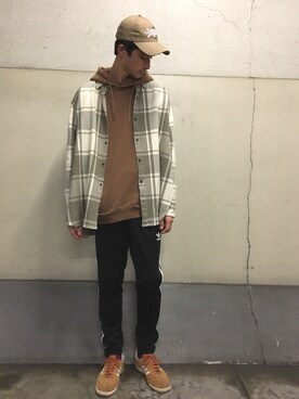 「MYne（マイン）のアイテム（キャップ）」を使った、kaioさん（メンズ・180cm）の秋コーディネート