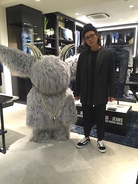 オダテシンヤさんのコーディネート