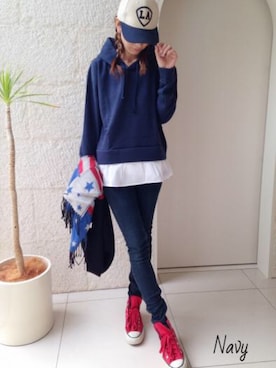 「OLD NAVY（オールドネイビー）のアイテム（キャップ）」を使った、ayaさん（レディース・161cm）の秋コーディネート