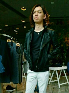 「アイテム（ライダースジャケット）」を使った、Fujiさん（メンズ・178cm）の夏コーディネート