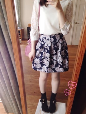 「花柄 スカート」｜「アイテム（サンダル）」を使った、Alexxさん（レディース・157cm）の秋コーディネート