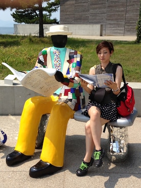 「直島」｜「アイテム（腕時計）」を使った、かなつんさん（レディース・166cm）の秋コーディネート