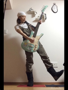 「ライブ」｜「アイテム（PC・スマホグッズ/家電）」を使った、かなつんさん（レディース・166cm）の冬コーディネート