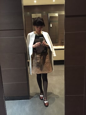 「カーキスカート」｜「アイテム（ノーカラージャケット）」を使った、柏原さん（レディース・164cm）の秋コーディネート