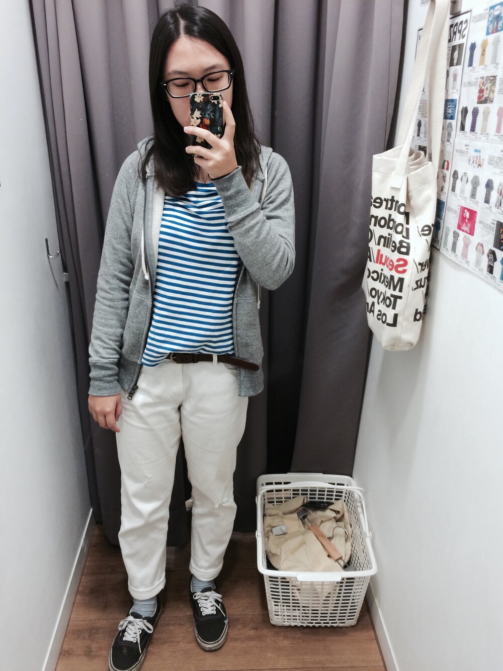 「UNIQLO、casual」｜「無印良品のアイテム（スタジャン、グレー系）」を使った、Luxxetaさん（レディース・159cm）の春コーディネートの1枚目の写真