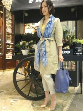 「FIGARO Paris（フィガロパリ）のアイテム（ジャケット/アウター）」を使った、スタッフ4さん（レディース・161cm）の春コーディネート