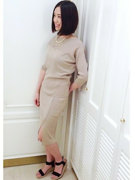 「FIGARO Paris（フィガロパリ）のアイテム（アクセサリー）」を使った、スタッフ4さん（レディース・165cm）の春コーディネート