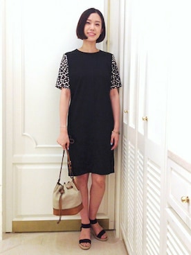 「FIGARO Paris（フィガロパリ）のアイテム（アクセサリー）」を使った、スタッフ4さん（レディース・165cm）の夏コーディネート
