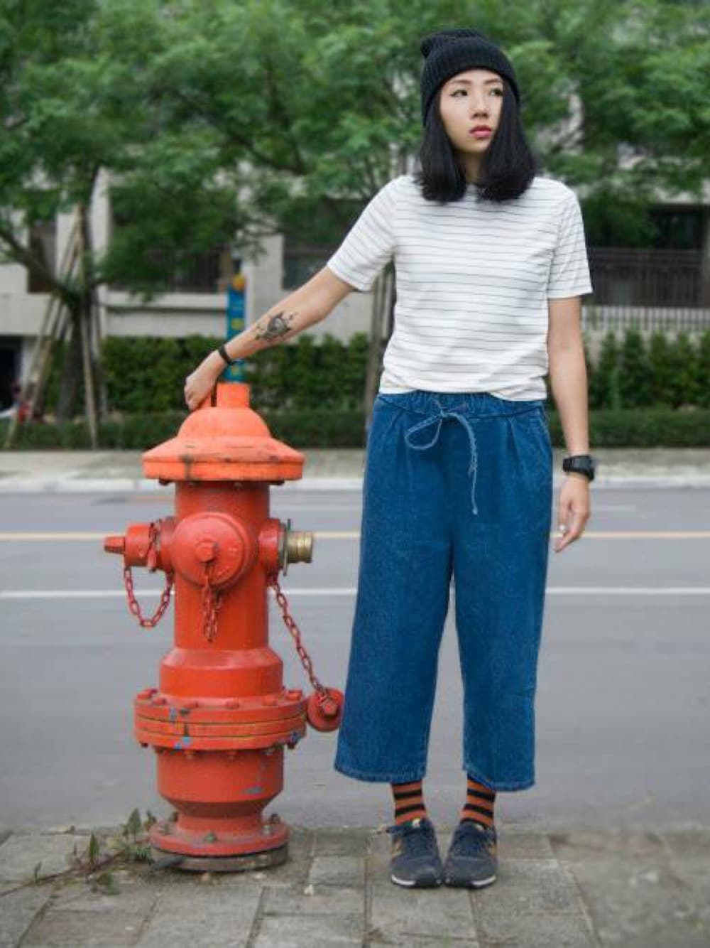 「denim、jeans、Tshirts、New Balance」｜「Project Amanのアイテム（Tシャツ/カットソー、ホワイト系）」を使った、Amanさん（レディース・164cm）の春コーディネートの1枚目の写真