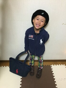 「TOMMY HILFIGER（トミーヒルフィガー）のアイテム（ブーツ）」を使った、るかるかさん（キッズ・100cm）の秋コーディネート