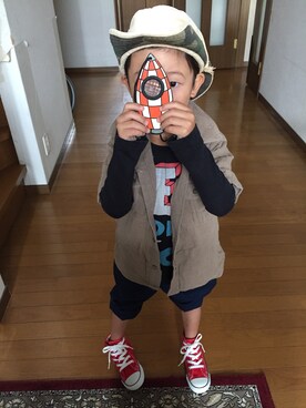「CONVERSE（コンバース）のConverse CHILD ALL STAR RZ HI（スニーカー、レッド系）」を使った、るかるかさん（メンズ・165cm）の秋コーディネート