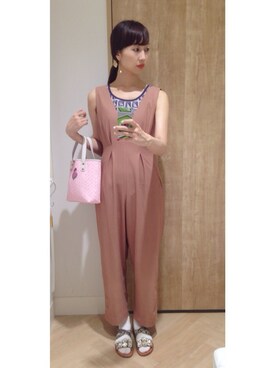「MARNI」｜「アイテム（サロペット/オーバーオール）」を使った、Sneさん（レディース・169cm）の夏コーディネート