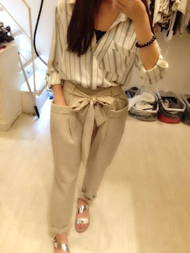 「アイテム（その他パンツ、ベージュ系）」を使った、chiaoさん（レディース）の秋コーディネート