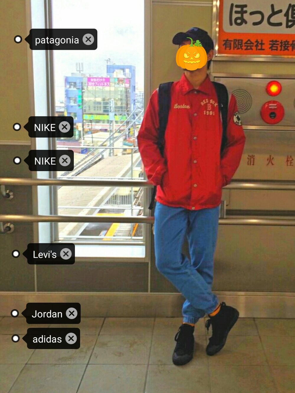 「NIKE、Jordan、patagonia、adidas」｜「adidasのアイテム（スニーカー、ブラック系）」を使った、がんもさん（メンズ・170cm）の秋コーディネートの1枚目の写真