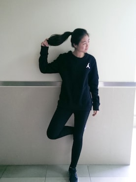 「アイテム（ジャージ）」を使った、Rung Leeさん（レディース・163cm・10代）の春コーディネート