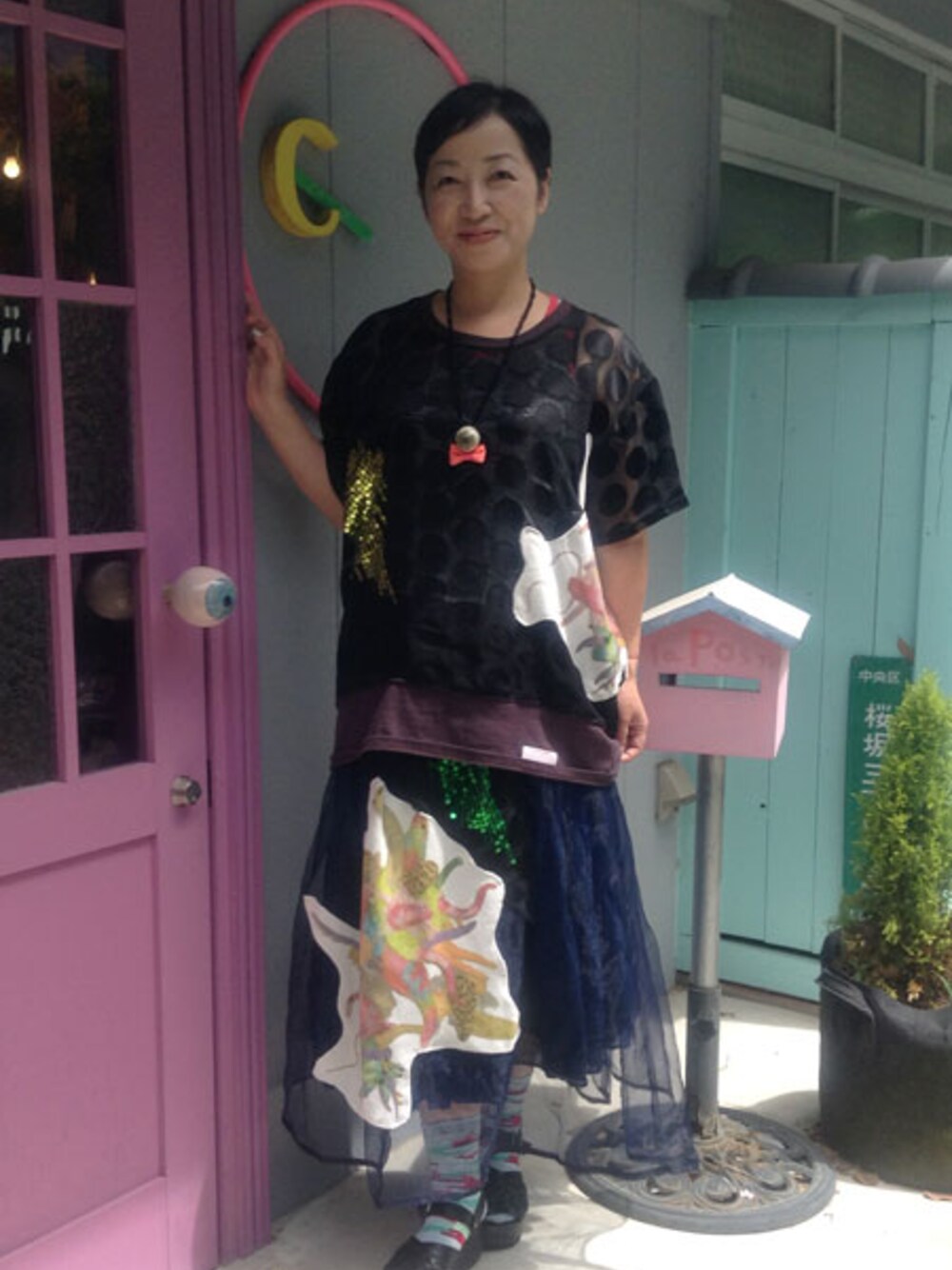 「　、COMME des GARCONS、チュールスカート、eleykishimoto、 パッチワーク、NOZOMI ISHIGURO、junya watanabe、 comme des garcons tricot、 ワンピースとタイツ、 目玉ネックレス」｜「目玉リボンネックレス（ネックレス、その他）」を使った、mari_cache2さん（レディース・163cm）の夏コーディネートの1枚目の写真
