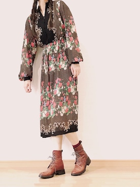 「ヴィンテージワンピース」｜「アイテム（ブーツ）」を使った、Yotchさん（レディース・163cm）の秋コーディネート