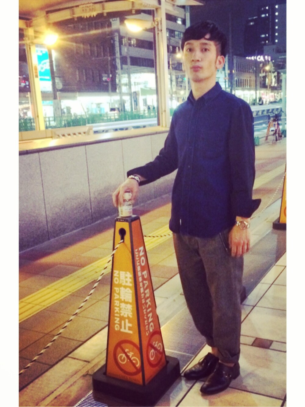 「GIVENCHY、ACNE、ちょっとそこまで、MARNI、Martin Margiela、革靴」｜「ACNEのacneの切り替えボタンダウン。（シャツ/ブラウス、ブルー系）」を使った、桜井 雅斗(吉本新喜劇/FM大阪DJ)さん（メンズ・175cm）の夏コーディネートの1枚目の写真