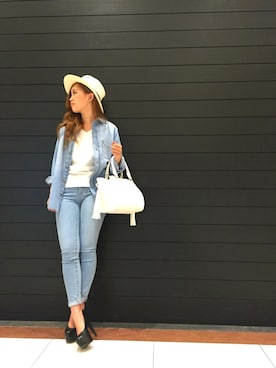 「アイテム（バッグ、ホワイト系）」を使った、Honoka.Mさん（レディース・157cm）の春コーディネート