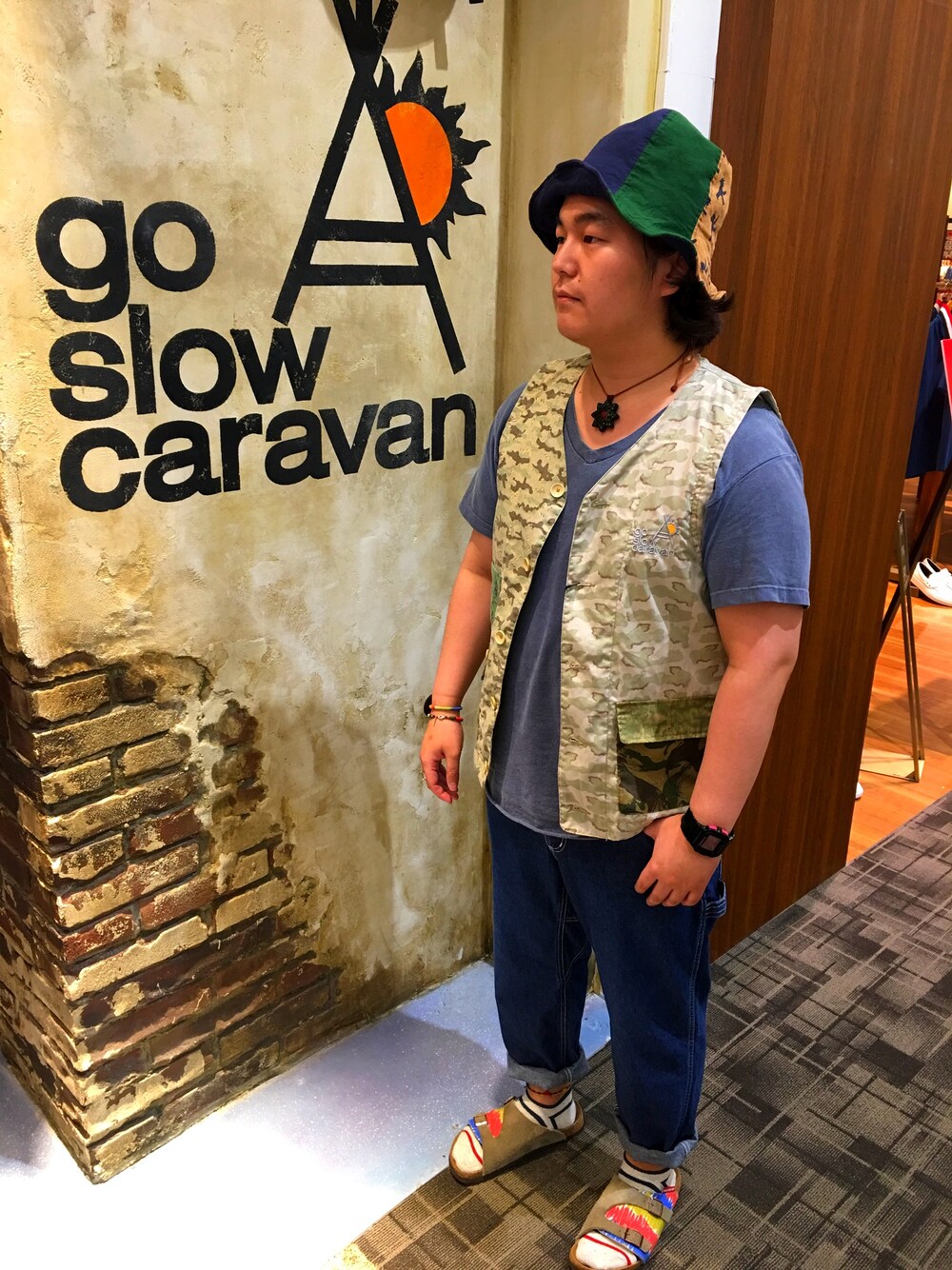 「イオンモール各務原、goslowcaravan」｜「go slow caravanのアイテム（ベスト、その他）」を使った、go slow caravan  各務原さん（メンズ・176cm）の夏コーディネートの1枚目の写真