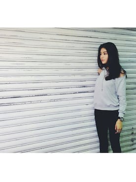 「SAINT LAURENT PARIS（サンローランパリ）のアイテム（スウェット）」を使った、E🐰さん（レディース・163cm）の夏コーディネート