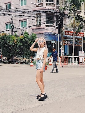 植野有砂さん（レディース・160cm）の夏コーディネート