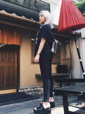 植野有砂さん（レディース・161cm）の夏コーディネート