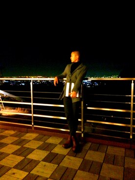 「NOLLEY’S（ノーリーズ）のアイテム（チェスターコート）」を使った、leeさん（メンズ・177cm）の冬コーディネート