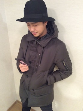 「KATHARINE HAMNETT LONDON （キャサリンハムネットロンドン）のアイテム（ダウンジャケット/コート）」を使った、RYUICHIさん（メンズ・171cm）の冬コーディネート