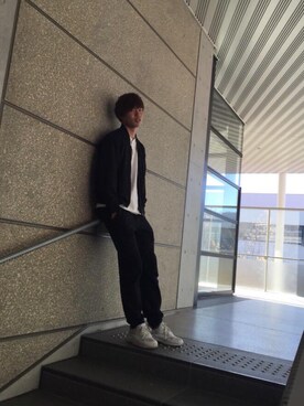「学校」｜「アイテム（ミリタリージャケット）」を使った、だいきーぬさん（メンズ・185cm）の秋コーディネート