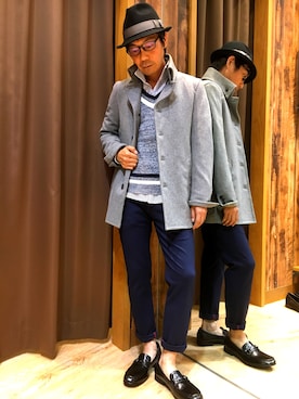 「Vネック」｜「アイテム（ステンカラーコート）」を使った、イオンモール鹿児島 ハイダウェイニコルさん（メンズ・172cm）の冬コーディネート