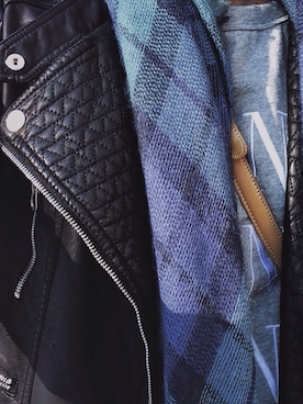 「blanket scarf」｜Emma Davisさん（レディース・165cm）の春コーディネート