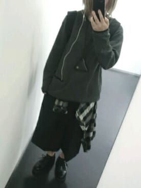 「Dr. Martens（ドクターマーチン）のアイテム（財布/小物）」を使った、aoi!さん（レディース・162cm）の春コーディネート