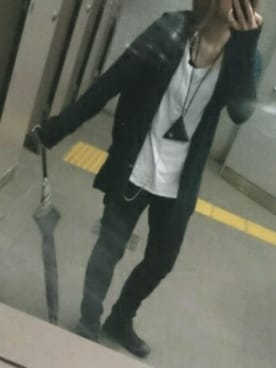 「Dr. Martens（ドクターマーチン）のアイテム（財布/小物）」を使った、aoi!さん（レディース・162cm）の春コーディネート