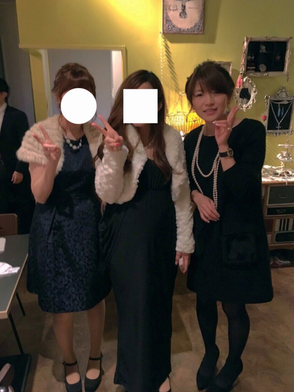 「結婚式二次会スタイル、ワンピース、ヘアセット、オールブラック、幸せいっぱい」｜「no brandのアイテム（ワンピース、ブラック系）」を使った、るみさん（レディース・158cm）の冬コーディネートの1枚目の写真