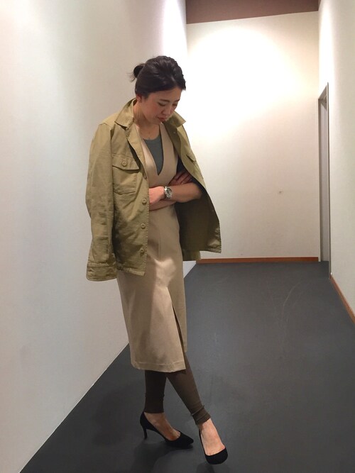 Masumi Yamada使用「ADAM ET ROPE'（カルゼジャージージャンパースカート）」的時尚穿搭